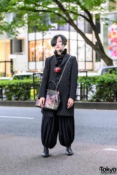 Photos taken from TokyoFashion.com