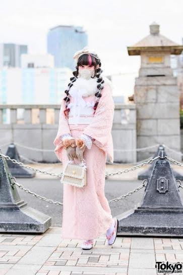 Photos taken from TokyoFashion.com